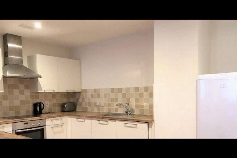 Flat 8, Fraser House Apartment 3 Bedrooms - אברדין - מטבח