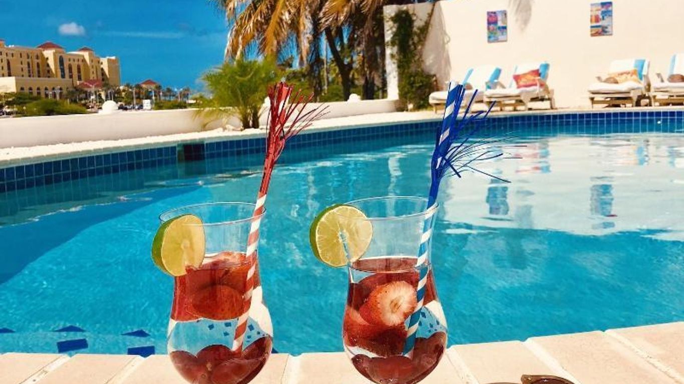 Karibu Aruba Boutique Hotel