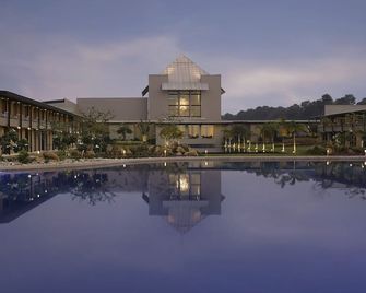 Tiger Palace By Soaltee - Siddharthanagar - Pool