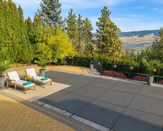 Under the Tree - Bed & Breakfast - Kelowna - Balcony