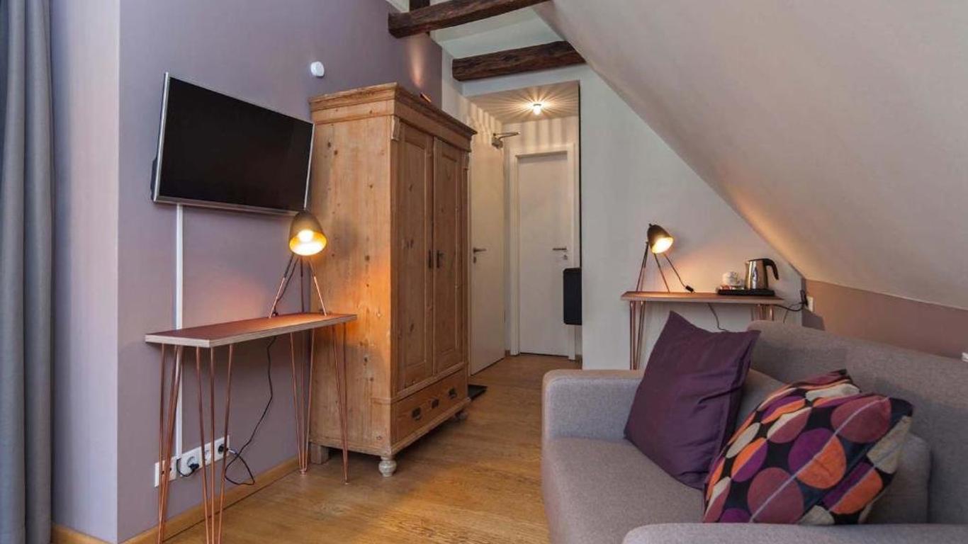 Bed and Breakfast am Schillerplatz