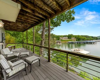 Point 3 Paradise - Dbl Decker Dock, Firepit & More - Rocky Top - Balcón