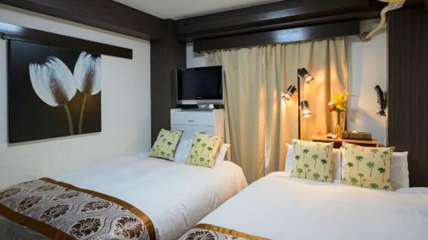 Hotel Aaron Tsuten East