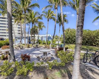 Singer Island Inn - West Palm Beach - Outdoors view