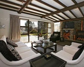 Waiorau Homestead - Wanaka