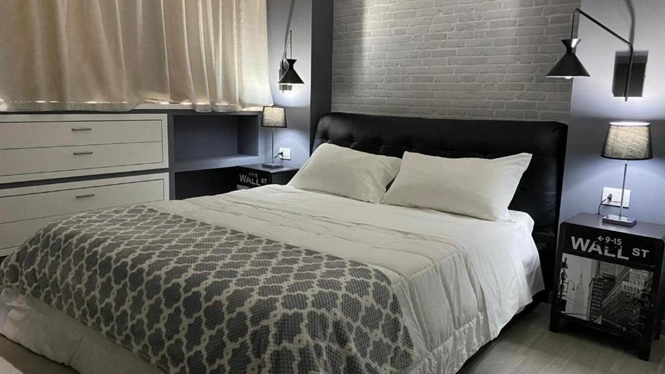 2B Fifteen Floor Suite Napoli