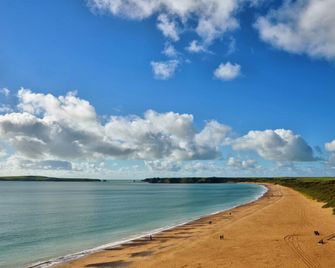Ty Castell, Family Friendly, With A Garden In Pembroke - Pembroke - Beach