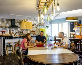 greet hotel Annecy Cran Gevrier - Annecy - Bar