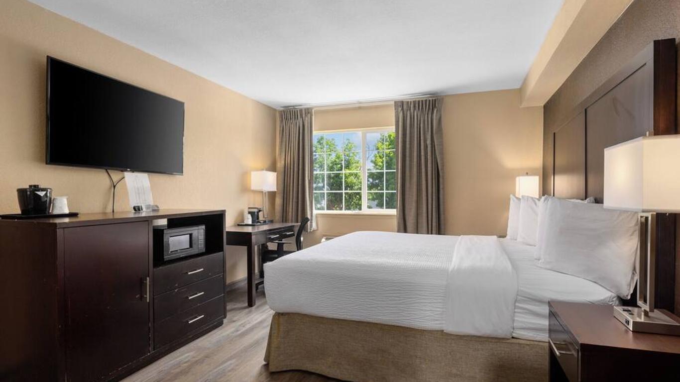 Ramada by Wyndham Portland