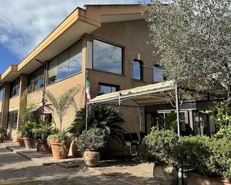 Euro House Inn Airport - Fiumicino - Rakennus