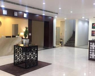 Holiday Plus Cordoba - Riyadh - Lobby