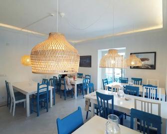 Impact Beach House - Estoril - Restoran
