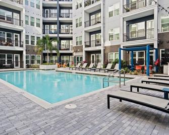 Relax and Unwind near Downtown Tampa - Tampa - Piscina