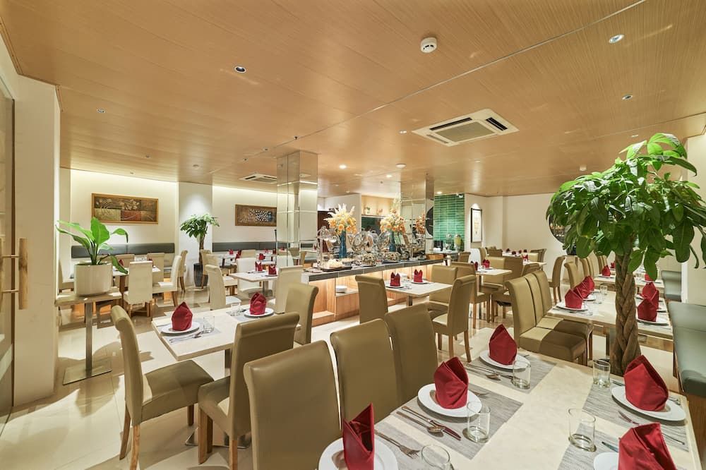 Sky Gem Hotel - Ben Thanh thumbnail 3