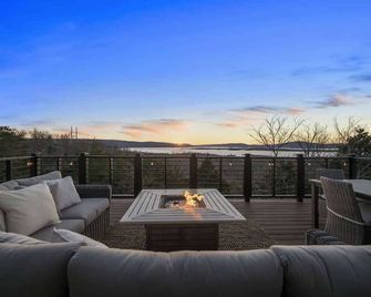 Shadowrock - Luxury Tiny Home with Amazing Views - Clayton - Balcony