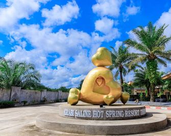 Saline Hotspring Resort - Khlong Thom