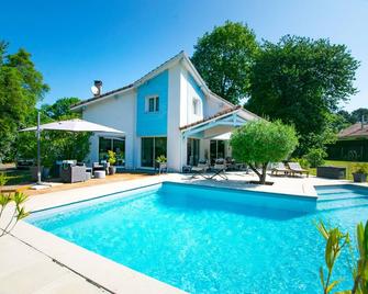 Villa Oia - Private pool - 10 min from beaches - Tosse - Piscina