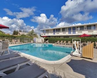 Motel 6 Santa Rosa - South - Santa Rosa - Pool