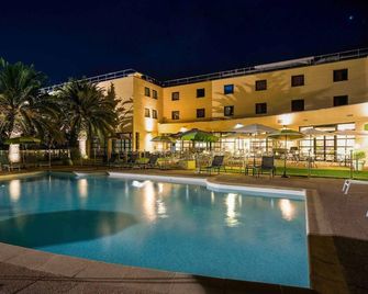 Hôtel Mercure Cannes Mandelieu - Cannes - Pool