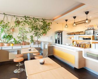 Ibis Budget Mâcon Nord - Mâcon - Building
