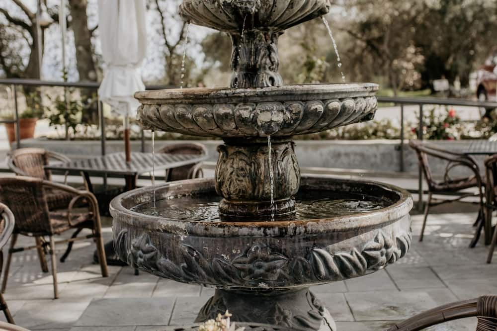 Geyserville Inn