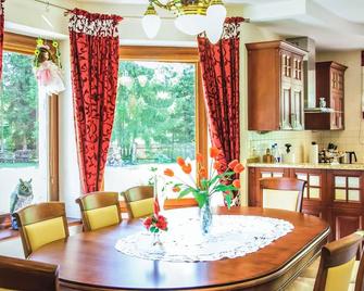 5 bedroom amazing home in Pisz - Pisz - Jadalnia