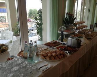 Hotel Hollywood - Senigallia - Buffé