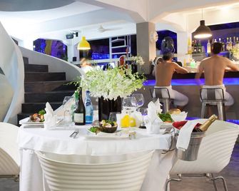 Arthur & Paul (Men Only Hotel) - Phnom Penh