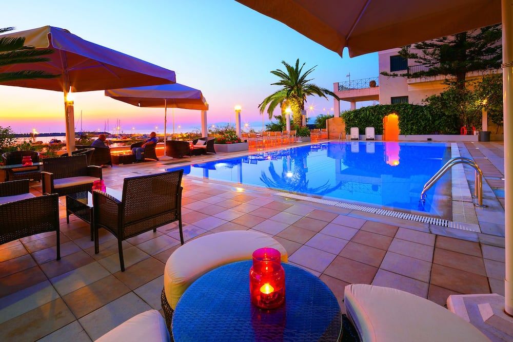 Kyparissia Beach Hotel - Kyparissia