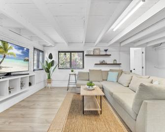 Alani Bay Designer Condos - Fort Lauderdale - Sala