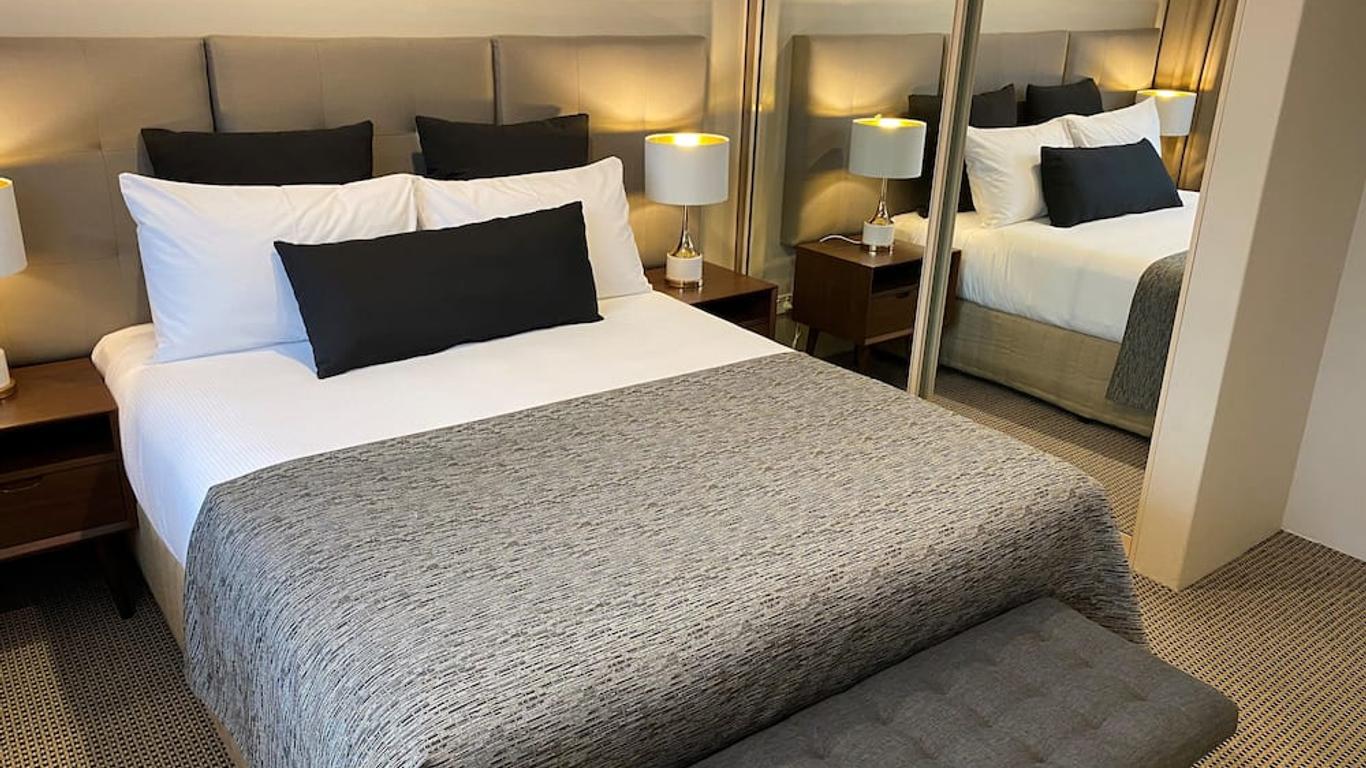 The Belmore Apartments Hotel