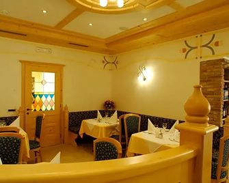 Hotel Falzares - San Cassiano/St. Kassian