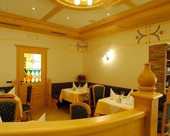 Hotel Falzares - San Cassiano/St. Kassian - Restaurante