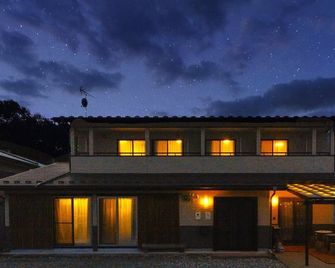 Gettoen - Yoshioka - Building