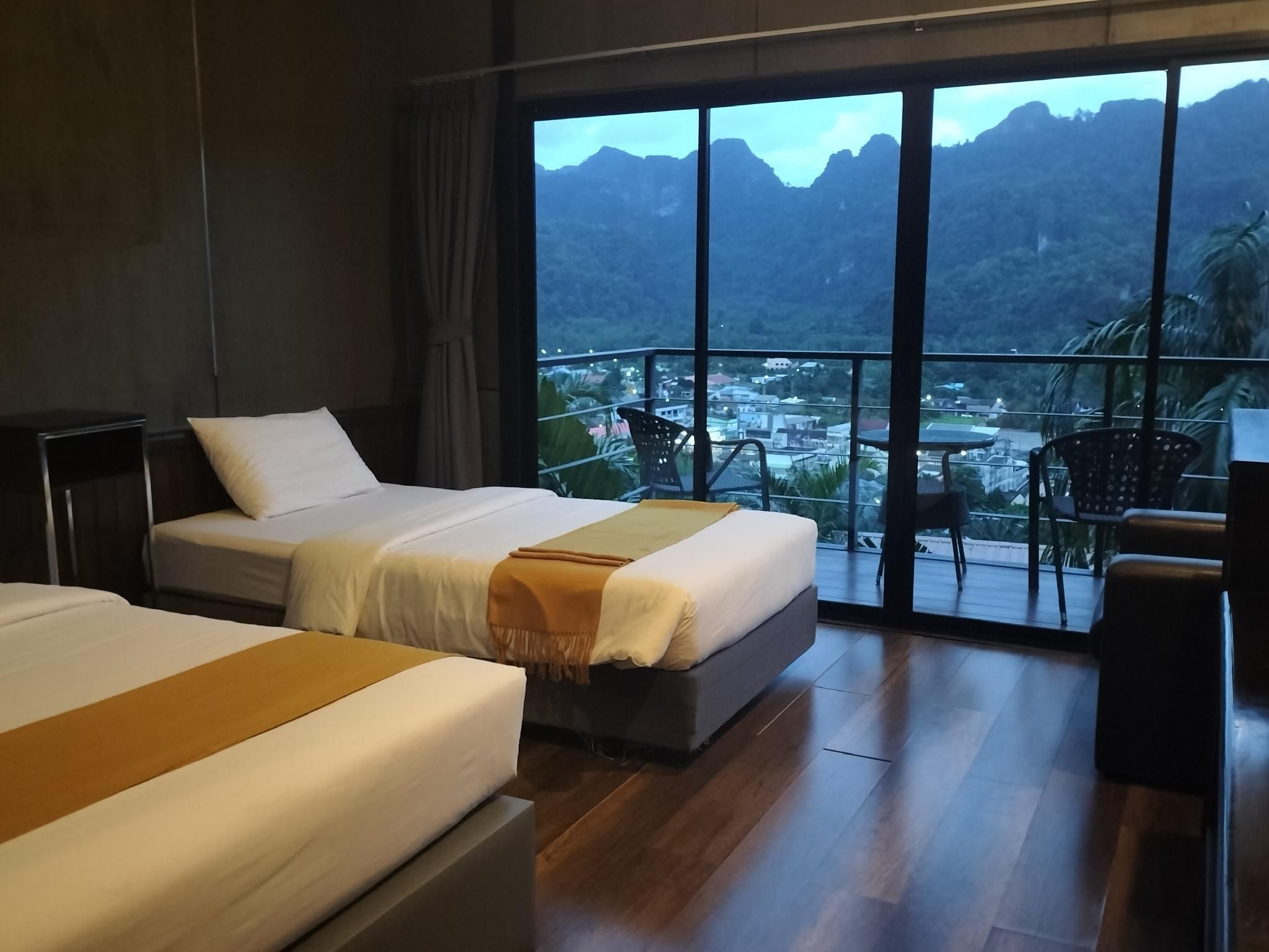 Blue Mountain Phangnga Resort - Phangnga - Habitación