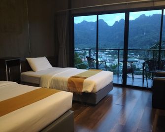 Blue Mountain Phangnga Resort - Phangnga - Habitación