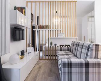 Italianway - Fara 1 - Milan - Living room