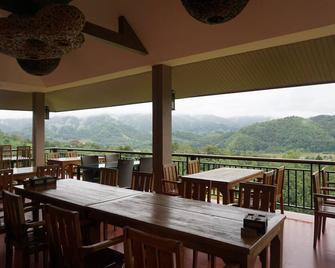 Kornwat Garden Resort - Mae Chan - Balcón