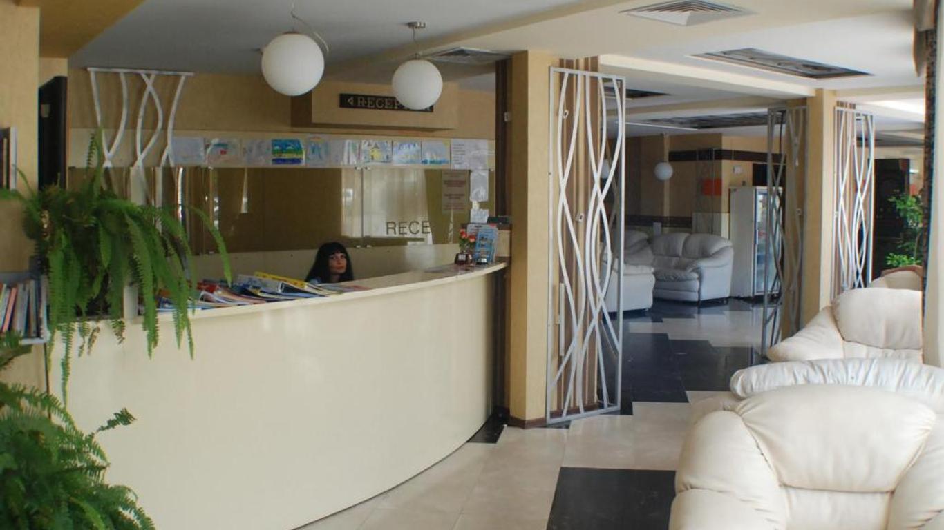 Lotos Hotel