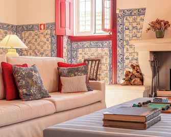 Pergola Boutique Hotel - קאסקאיס - סלון