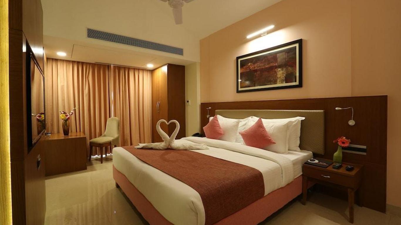 Evoke Lifestyle Candolim North Goa