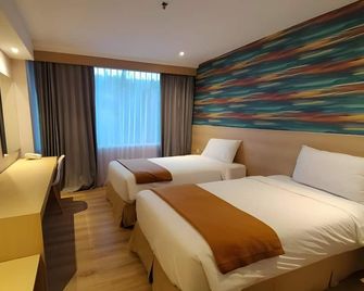 Lereng Bromo Hotel - Pasuruan - Bedroom