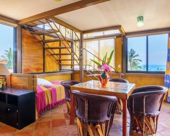 Hotel Casamar Suites - Puerto Escondido - Dining room