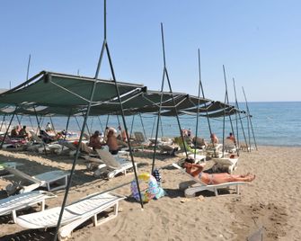 Asrin Beach Hotel - Avsallar - Beach