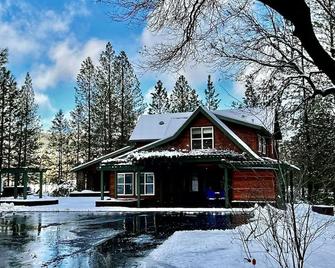 Luxury Home near Yosemite at Quail Crossing - Coulterville - Edificio