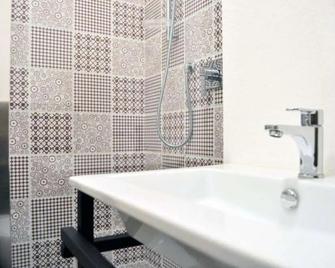 Casa Remussi - Treiso - Baño