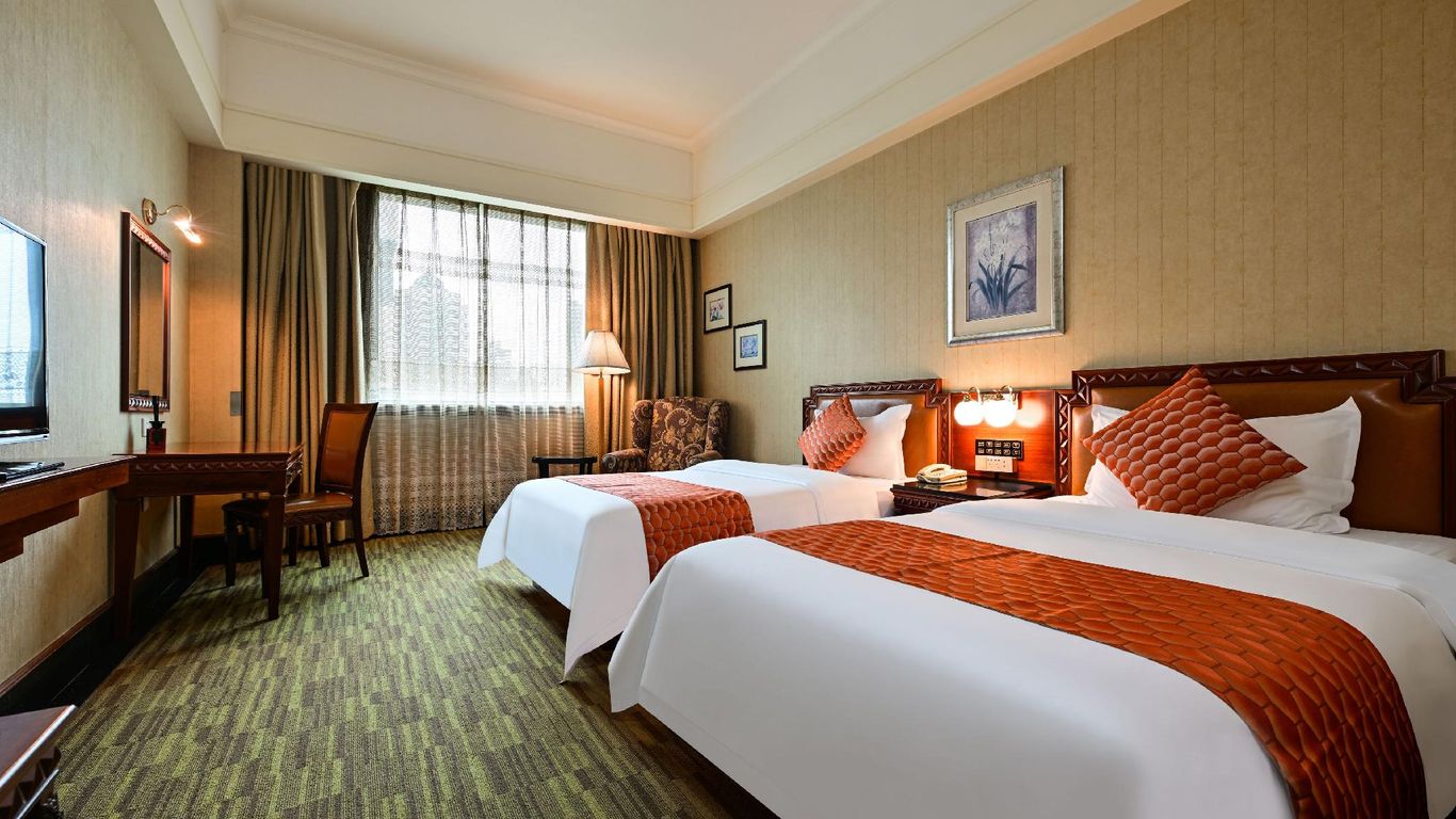 Zhongshan Sunshine Holiday Hotel (Zhongshan Pedestrian Street Xingzhong Plaza Store)