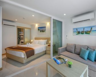 The Beachfront Hotel Phuket - Rawai