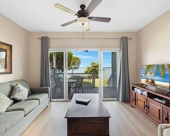 Villa 5027 On Duck Key Boat Slip Available - 2bd 2.5ba - Marathon - Salon