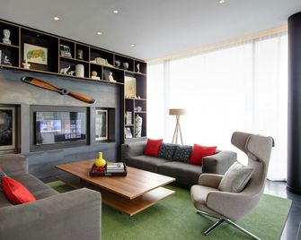 citizenM Paris Charles de Gaulle - Tremblay-en-France - Lounge